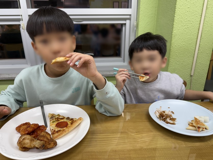 5450e63cfee2a6d88398b66de828136c_1762436923_1644.jpg